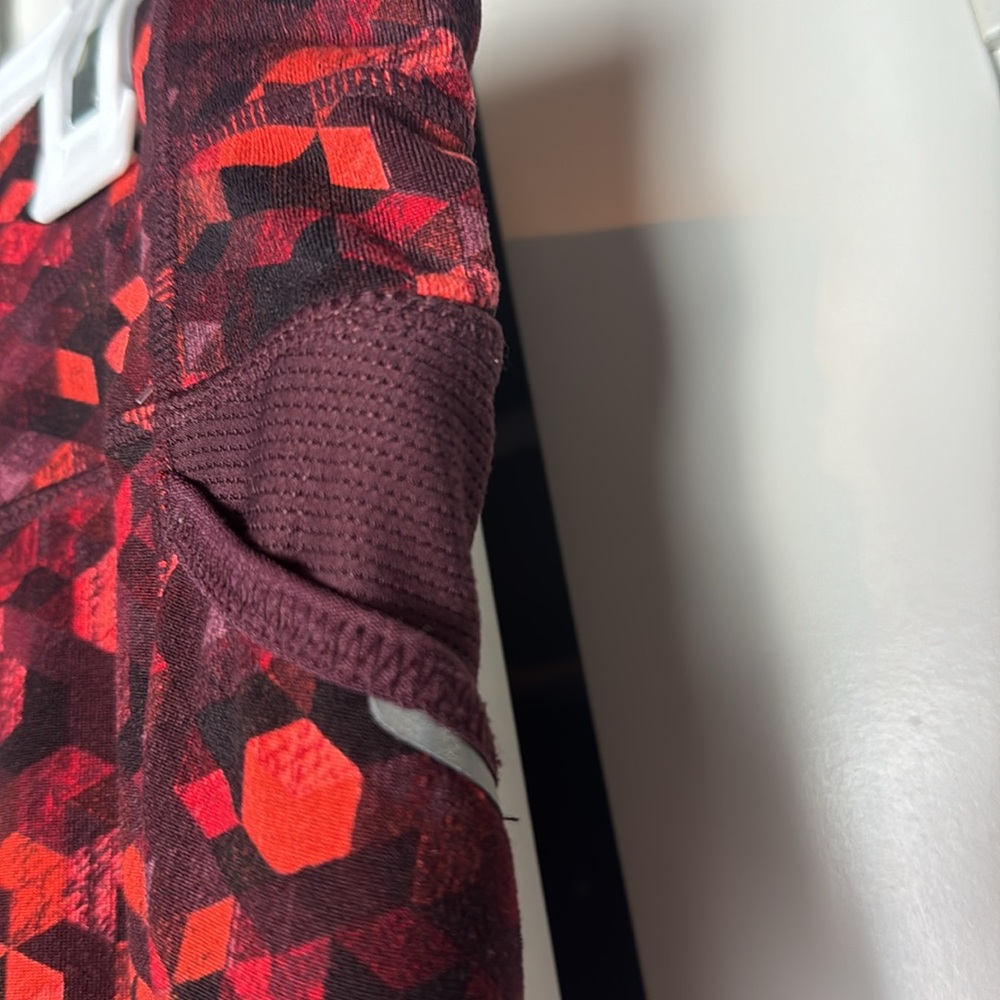 Athleta triangular be free tight women’s small red geometric leggings - Picture 6 of 12
